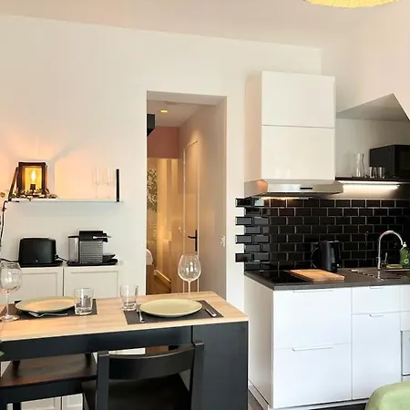 Vieux-lille - Deux Pièces De Charme *